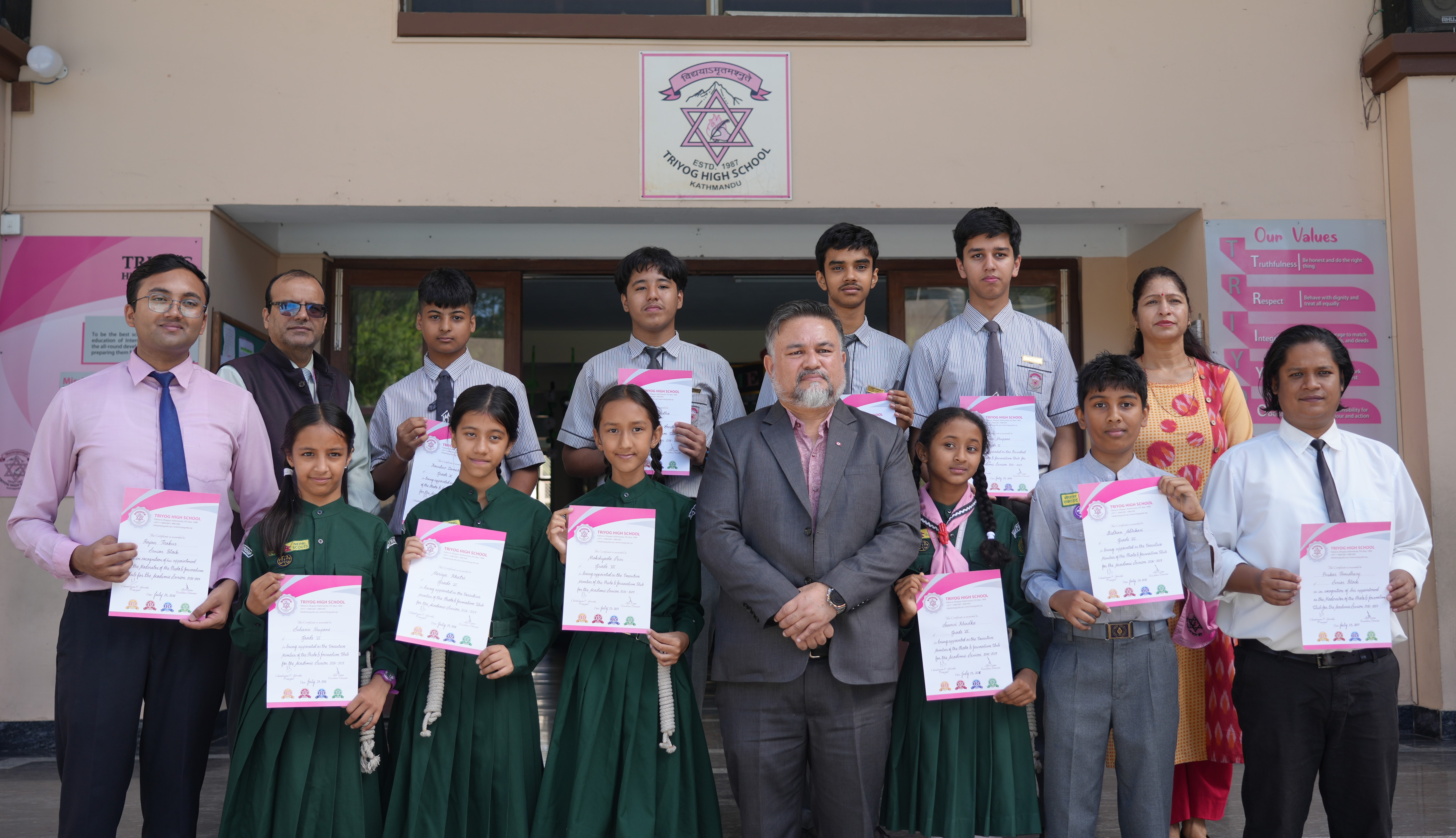 Photo & Journalism Club members and moderators group photo