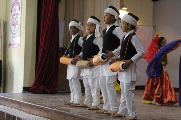 Inter House Singing & Dance Competition: Grade III